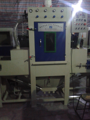 福州背景墻瓷磚生產(chǎn)設(shè)備與立體式瓷磚背景墻噴砂機的匹配選擇